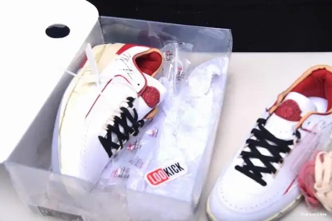 HYPE Retro Off-White Red Jordan White Low 2 SP DJ4375-106 0624